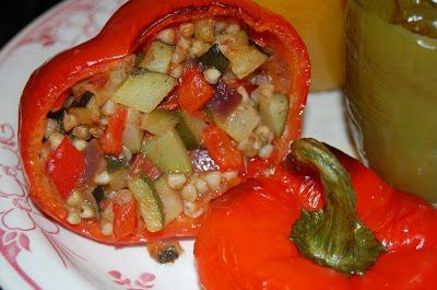 pepper stuffed with vegetables in a multivark